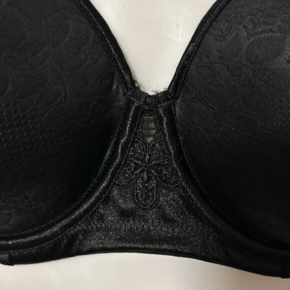 Wonderbra Plus full support underwire bra E1105H - Picture 2 of 4